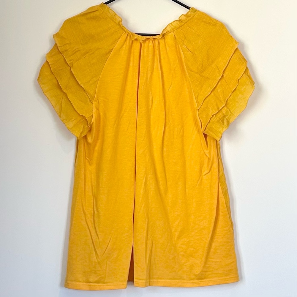 Yellow Ruffled Women's Top - Size: 2X - Picture 6 of 6
